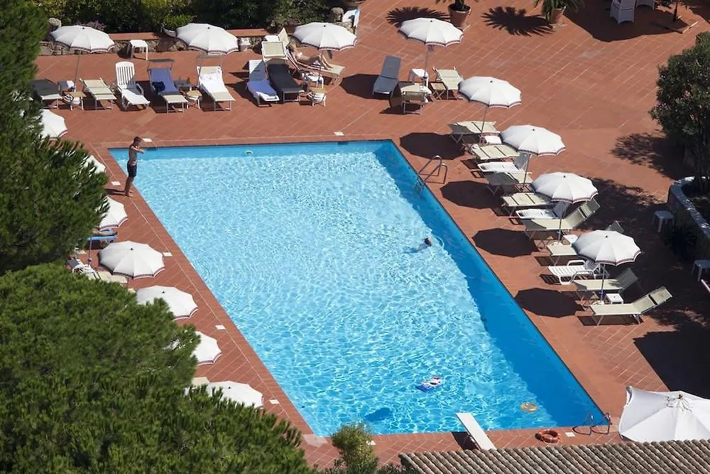 Club Hotel Cormorano Baja Sardinia 4*,
